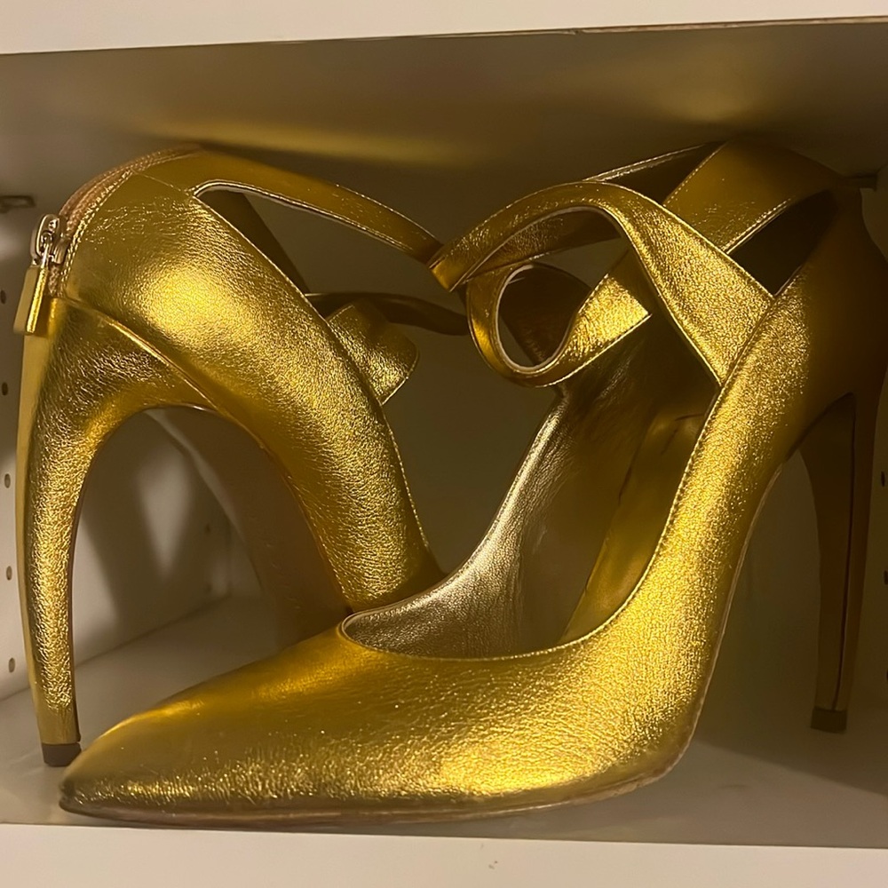 Walter Steiger - sz 9.5 - chrome gold stilettos